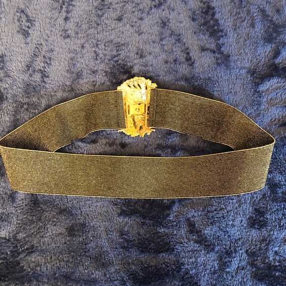 Gold lion belt - Picture 3 of 5